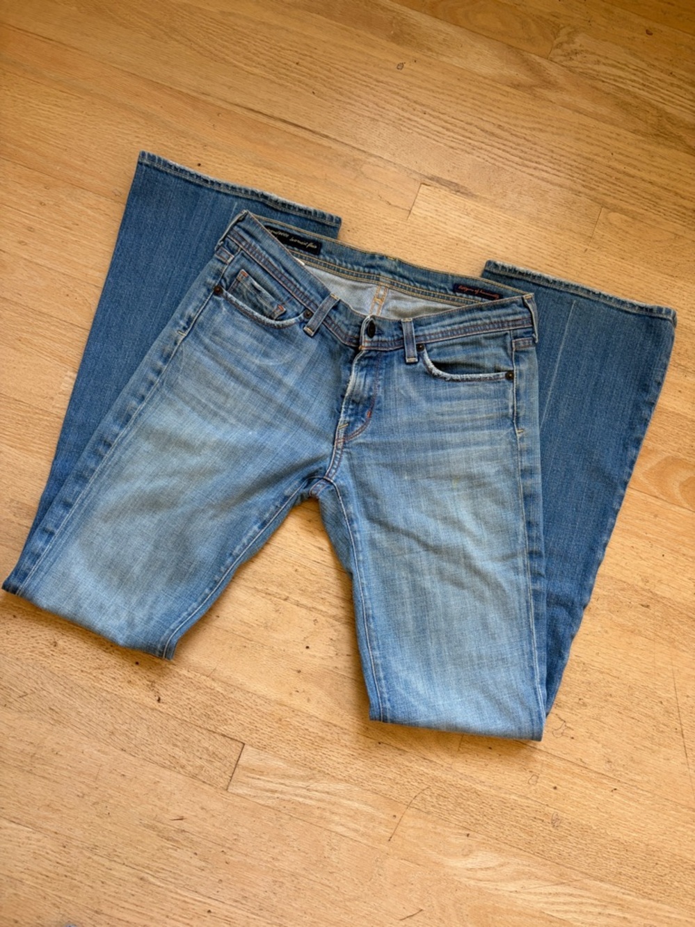 7FAM Ingrid Low Waist Flair Jeans - Long Length